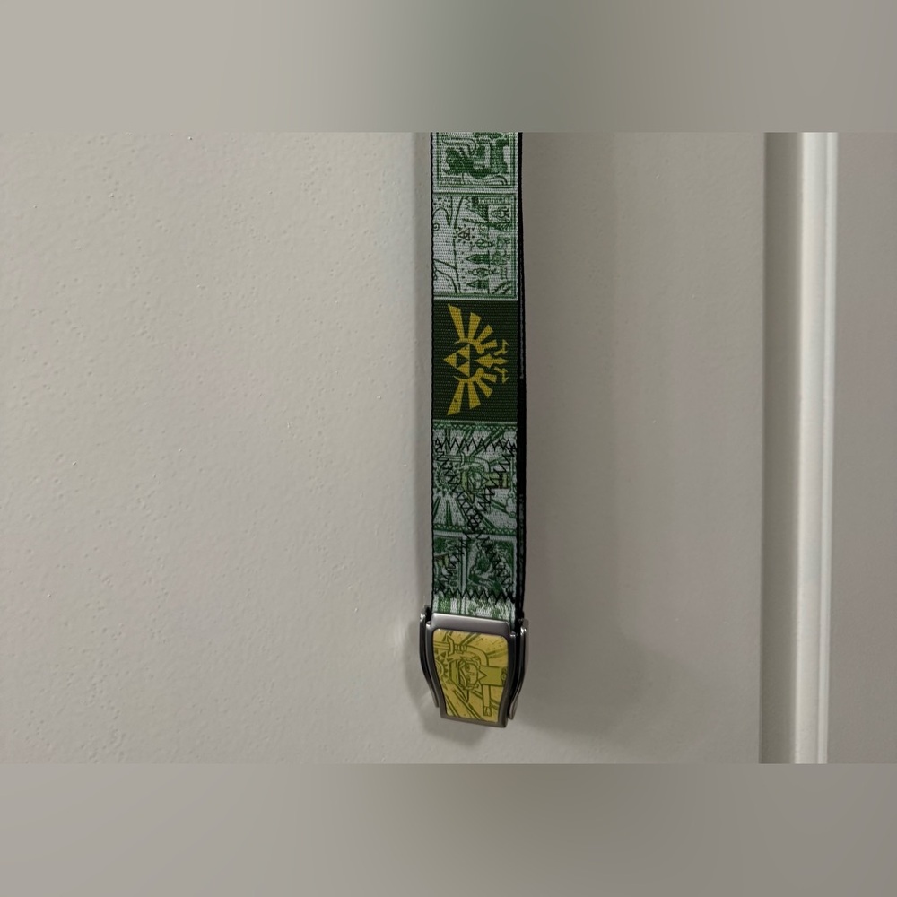 Bioworld Legend of Zelda Seatbelt belt One Size